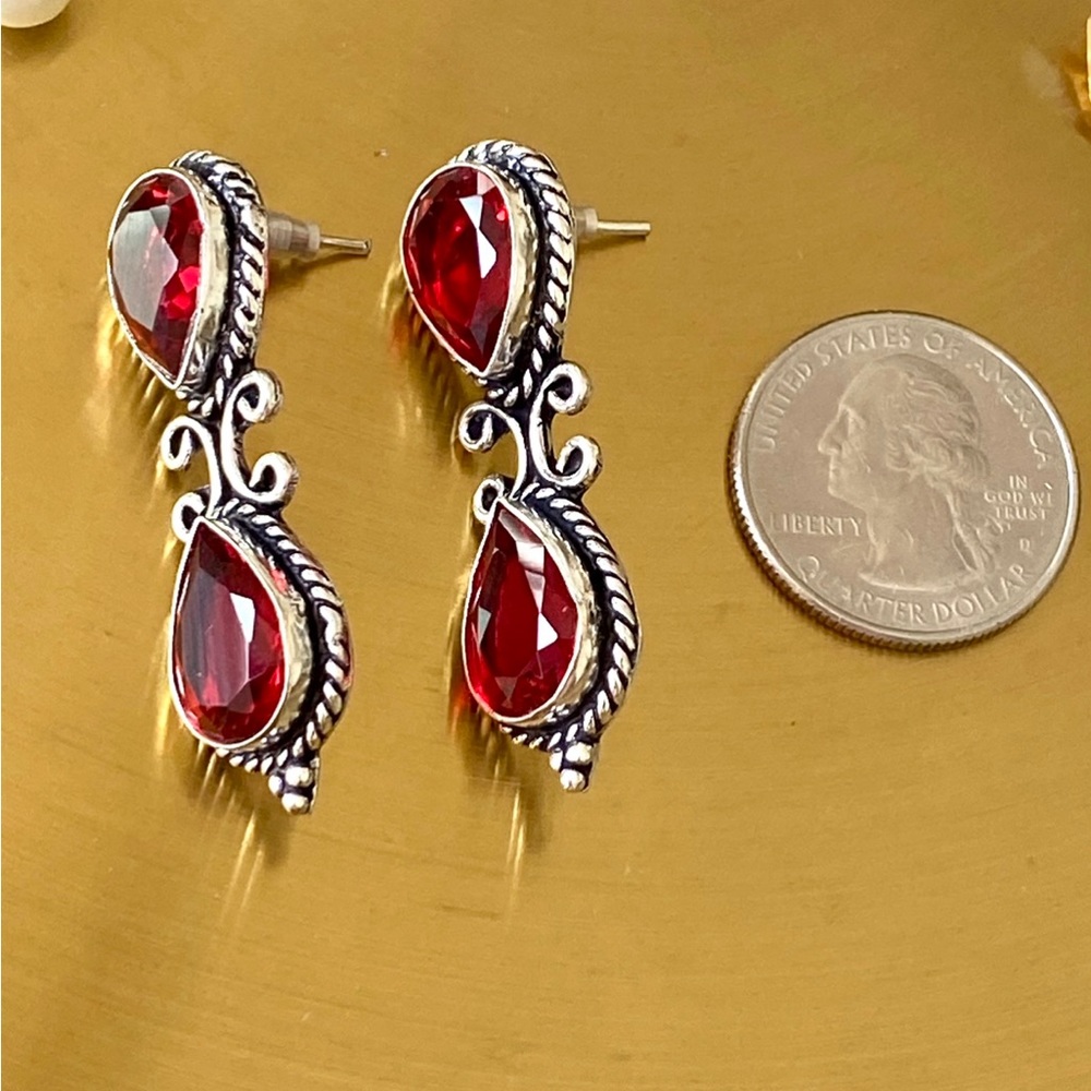 Garnet Handcrafted Stud Earrings - image 7